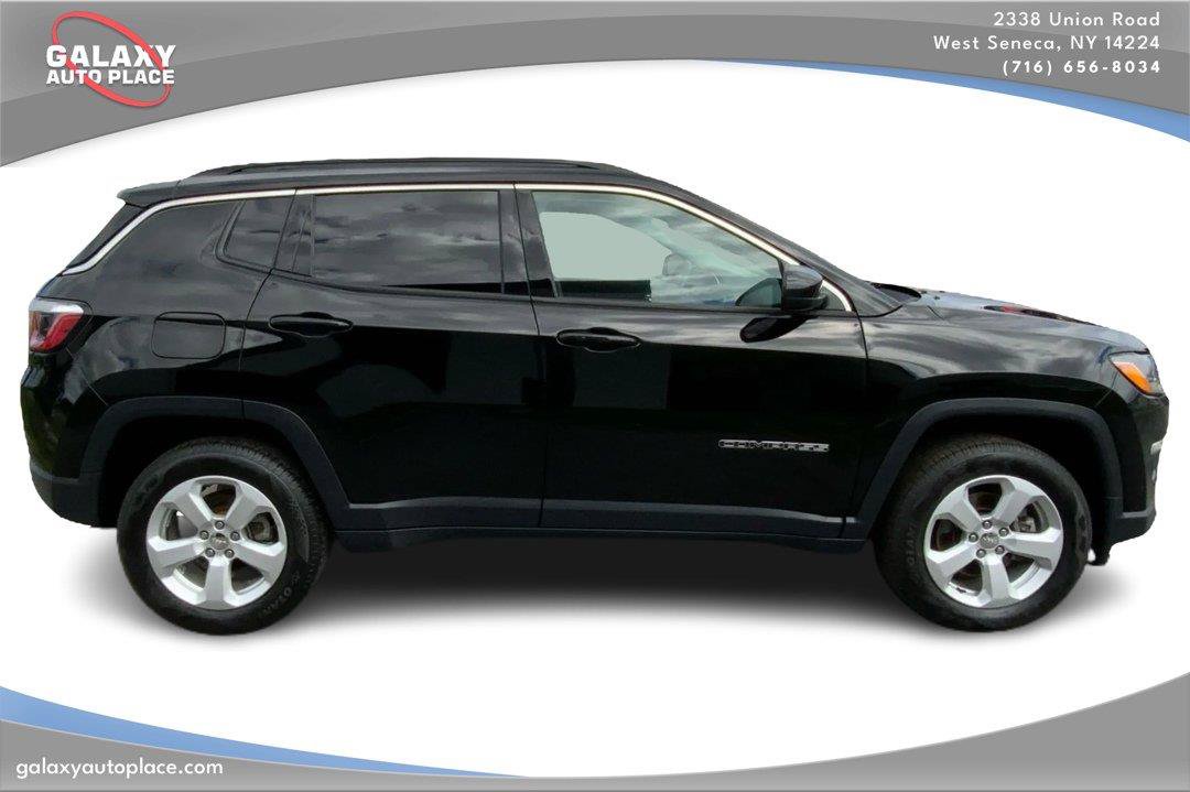 Used 2020 Jeep Compass Latitude w/ Cold Weather Group AWD/4WD image 4