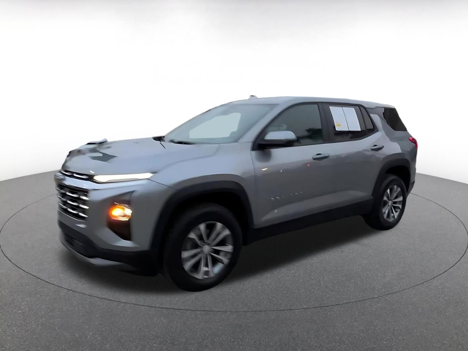 Used 2025 Chevrolet Equinox LT image 8