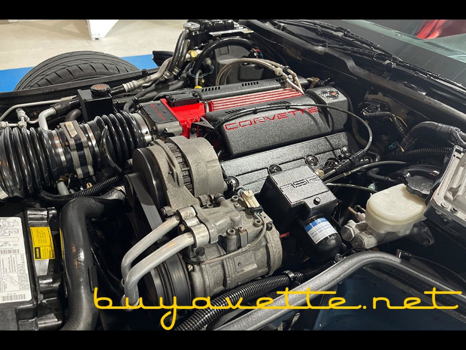 Used 1996 Chevrolet Corvette Coupe RWD image 27