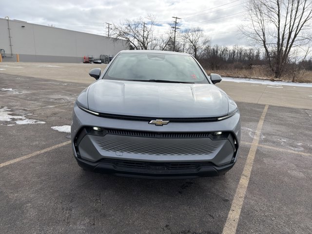 New 2026 Chevrolet Equinox EV LT image 2