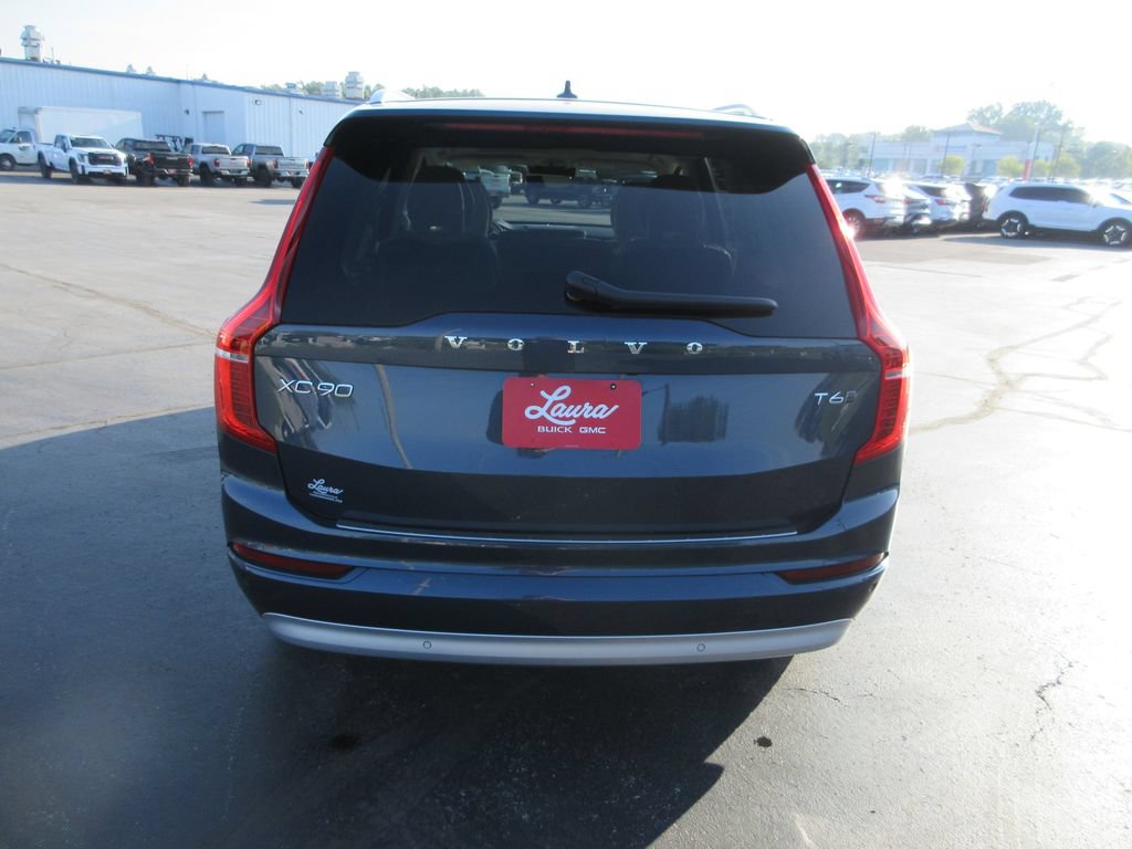 Used 2022 Volvo XC90 T6 Momentum w/ Advanced Package AWD/4WD image 7