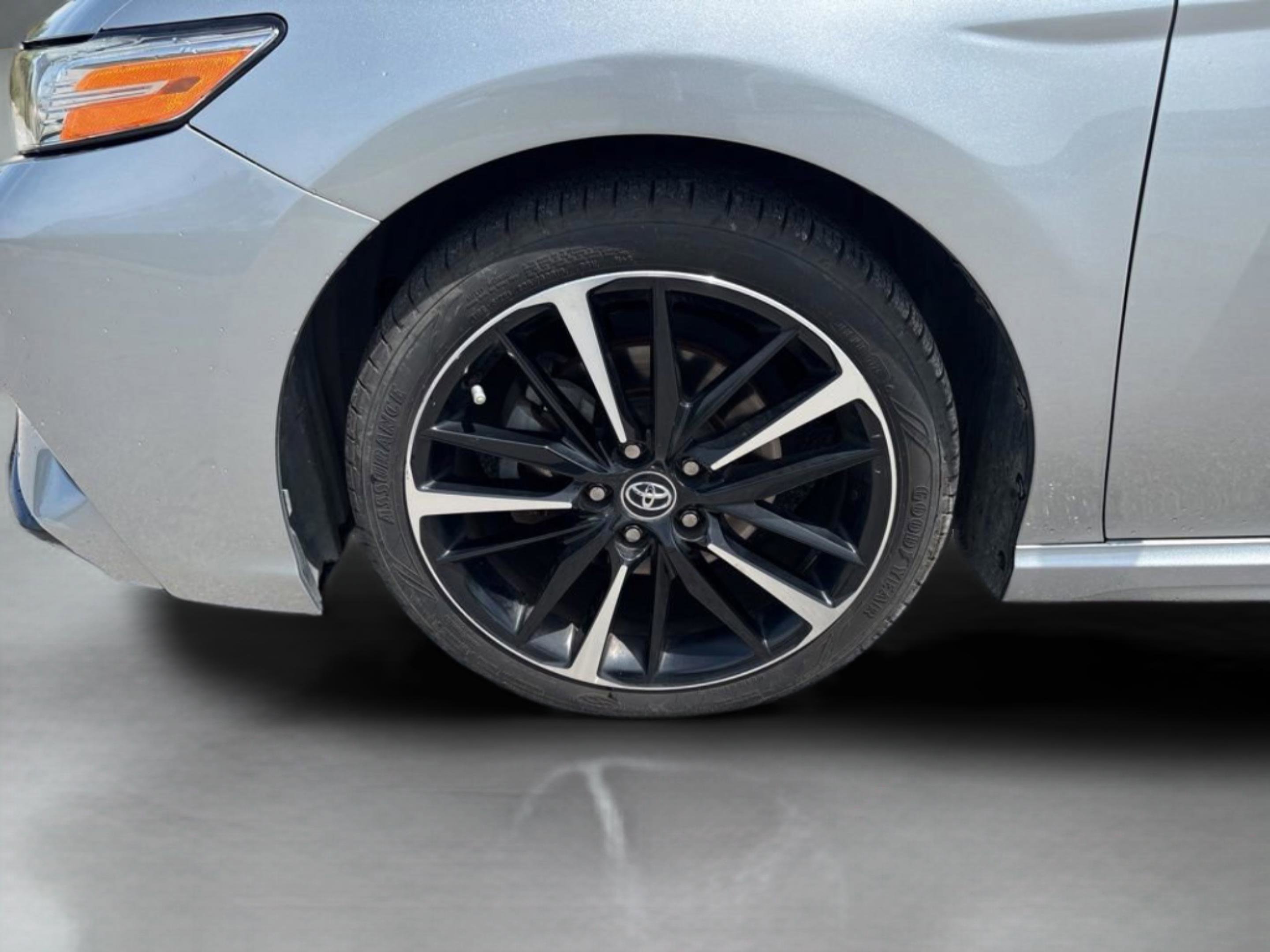 Certified 2020 Toyota Camry XSE FWD image 44