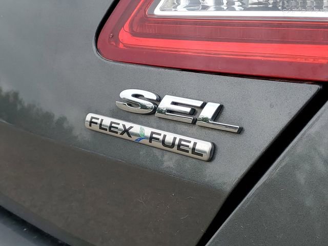 Certified 2018 Ford Taurus SEL FWD image 6