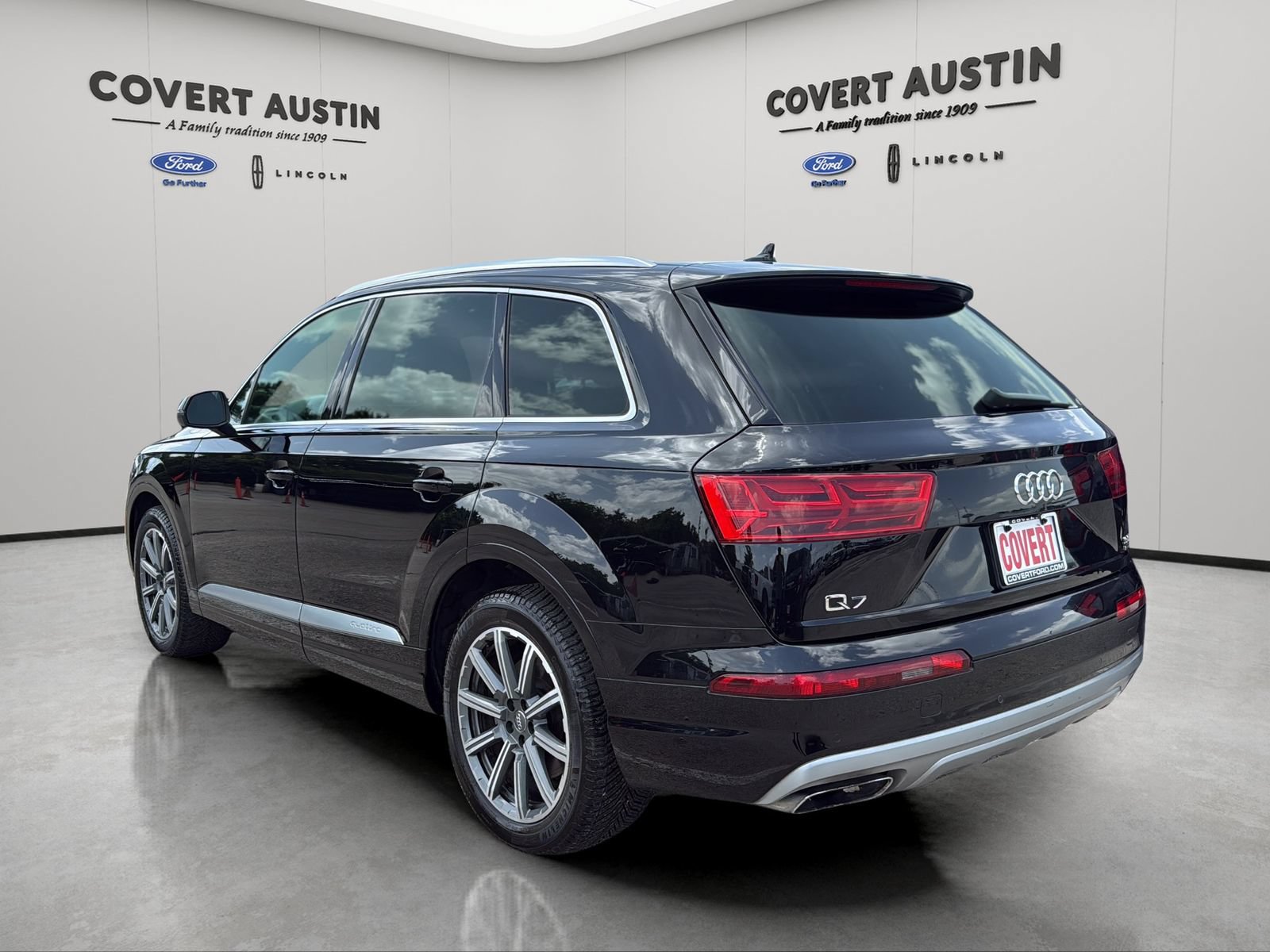 Used 2018 Audi Q7 3.0T Premium Plus w/ Premium Plus Package AWD/4WD image 4