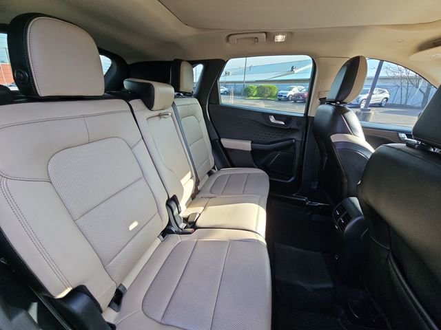 Used 2020 Ford Escape Titanium image 26