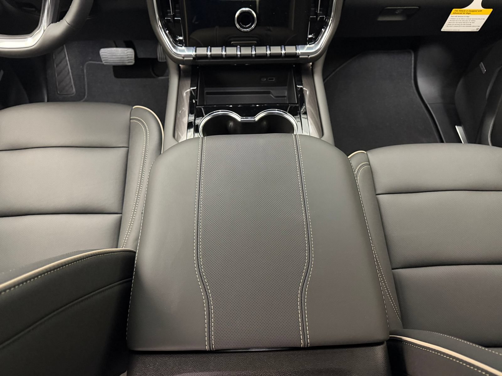 New 2026 GMC Yukon Elevation AWD/4WD image 16