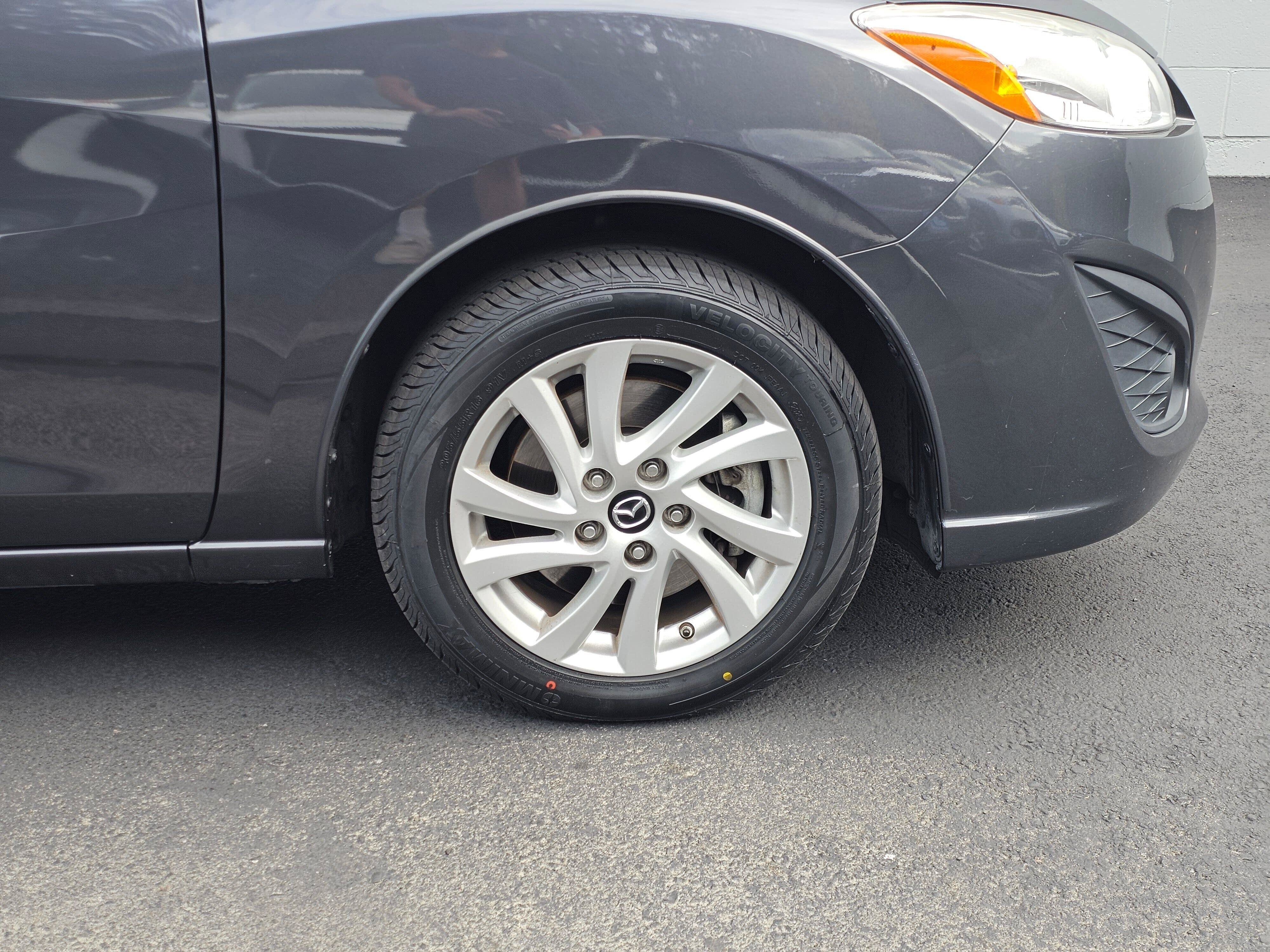 Used 2015 MAZDA MAZDA5 Sport FWD image 9