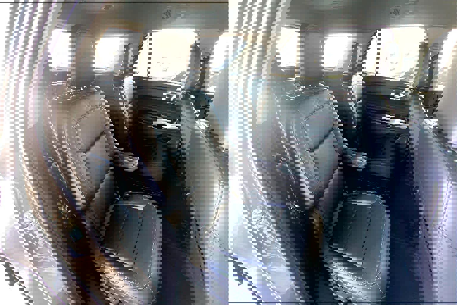 Used 2023 Ford Explorer XLT w/ Equipment Group 202A image 19