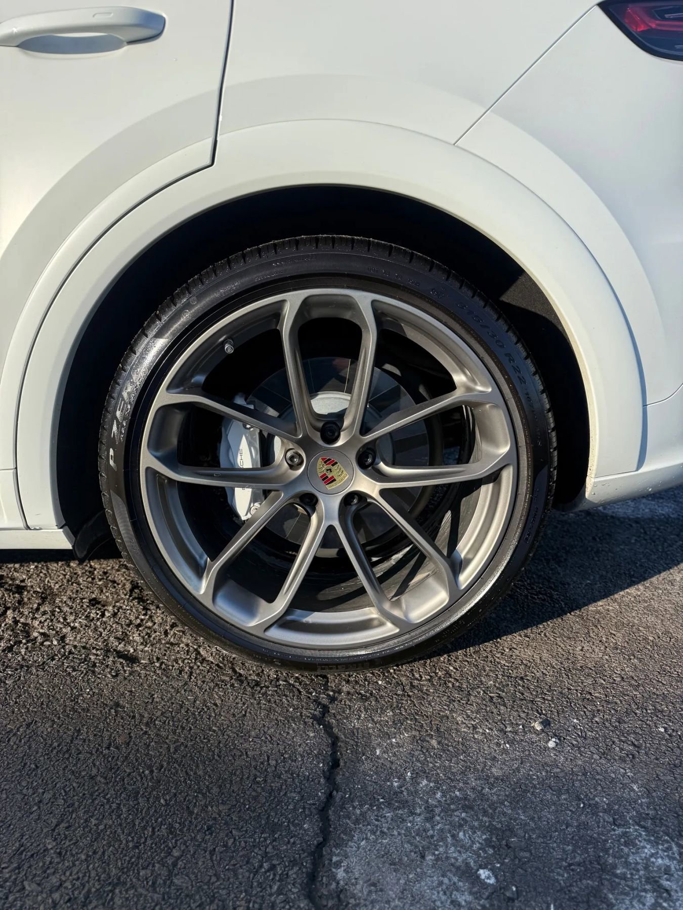 Used 2022 Porsche Cayenne Turbo image 31