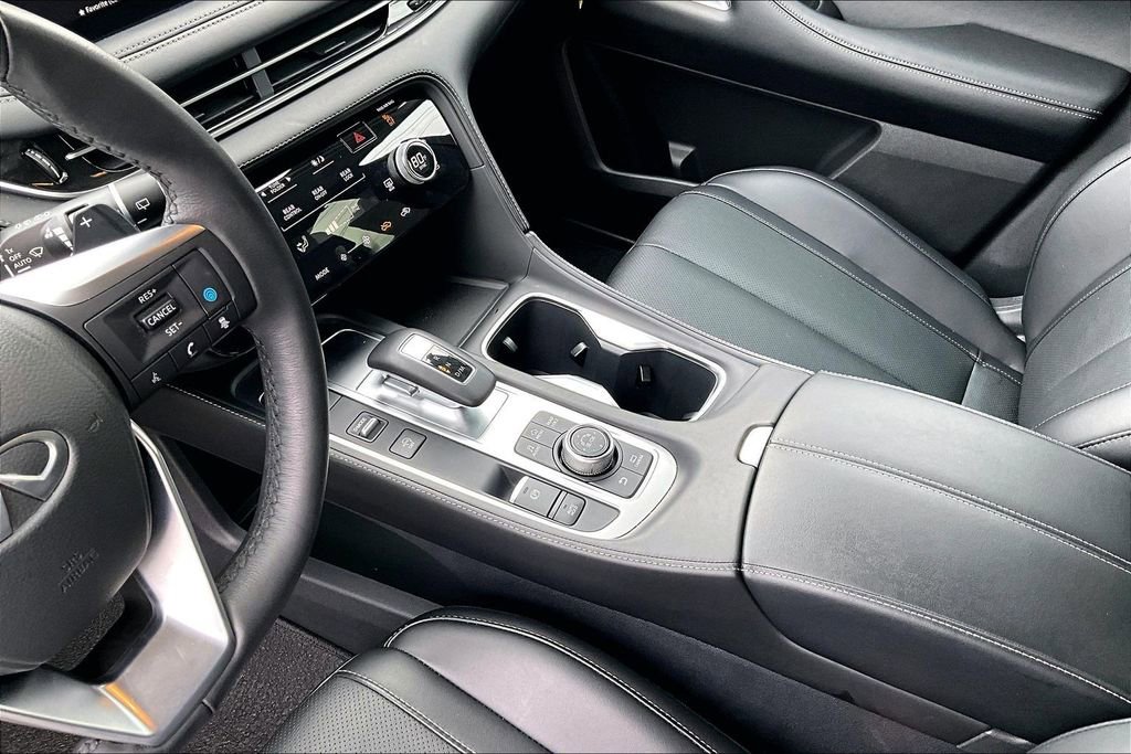 Certified 2025 INFINITI QX60 Luxe w/ Cargo Package image 19