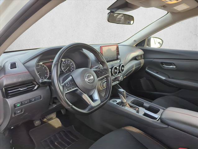 Used 2025 Nissan Sentra SR FWD image 10