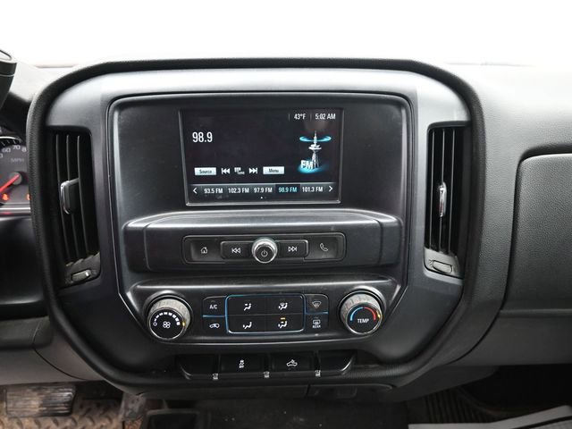 Used 2018 Chevrolet Silverado 1500 Custom w/ Custom Value Package image 14
