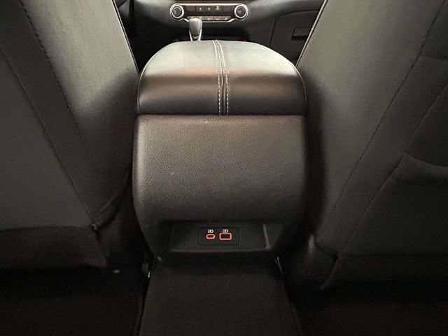 Used 2025 Nissan Altima 2.5 SV image 10