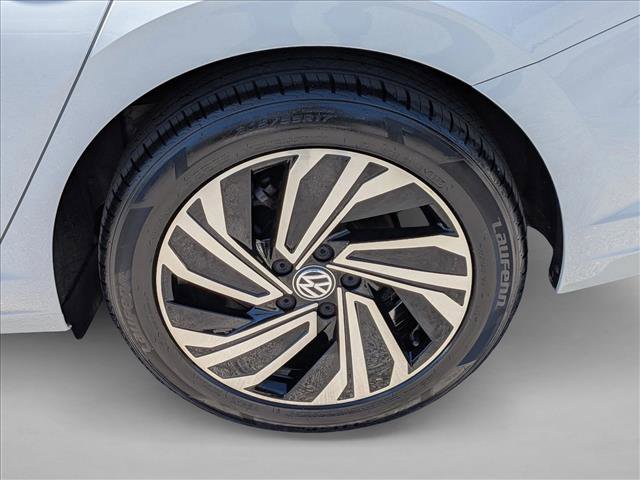 Used 2020 Volkswagen Jetta SEL Premium image 25