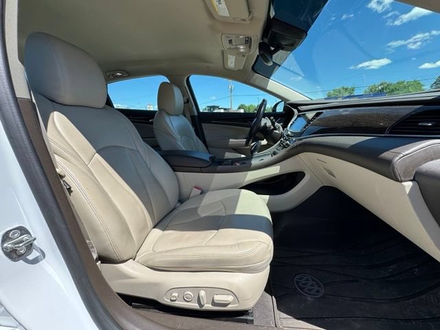 Used 2018 Buick LaCrosse Premium FWD image 12