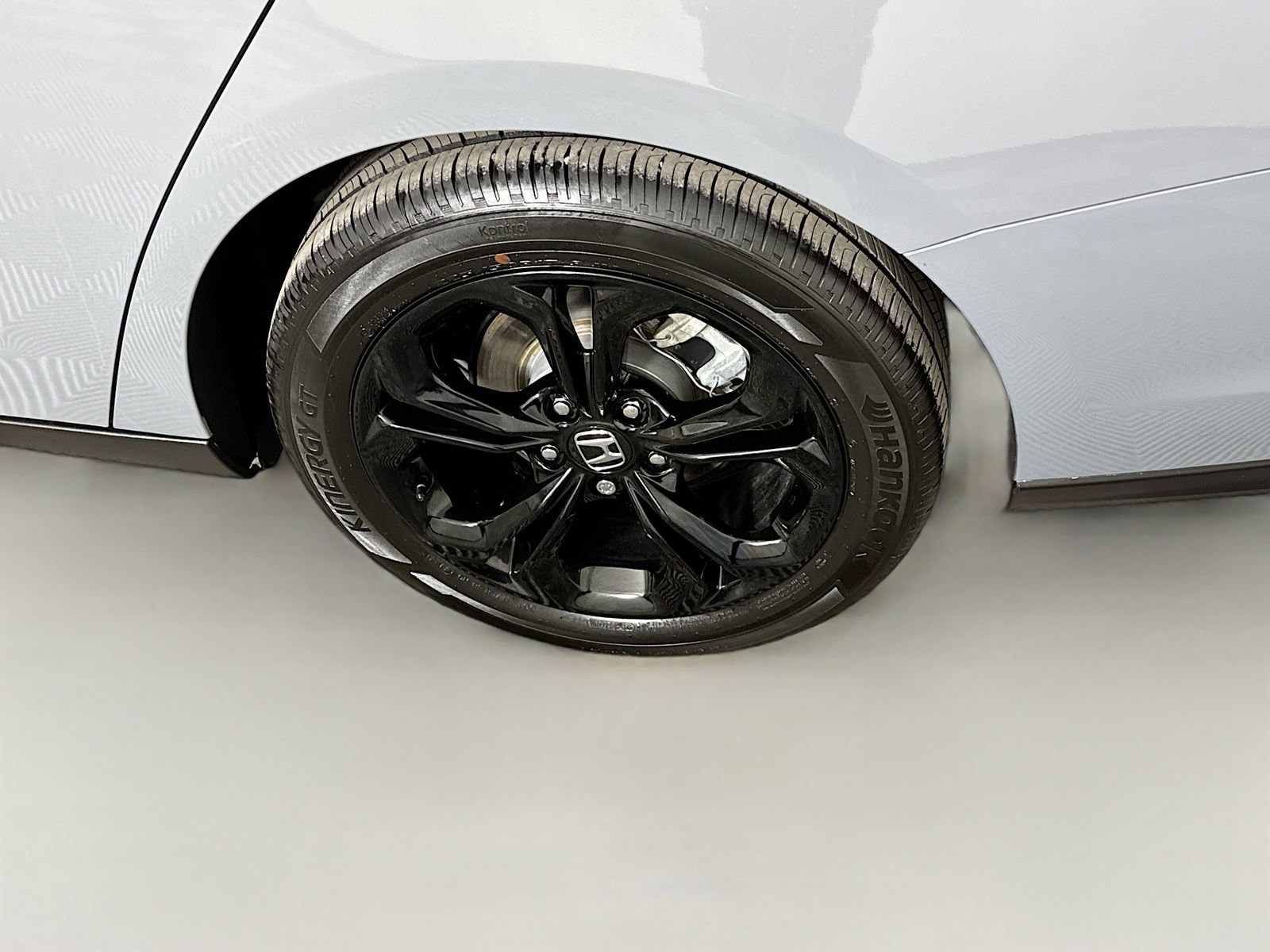 Used 2025 Honda Accord SE image 25