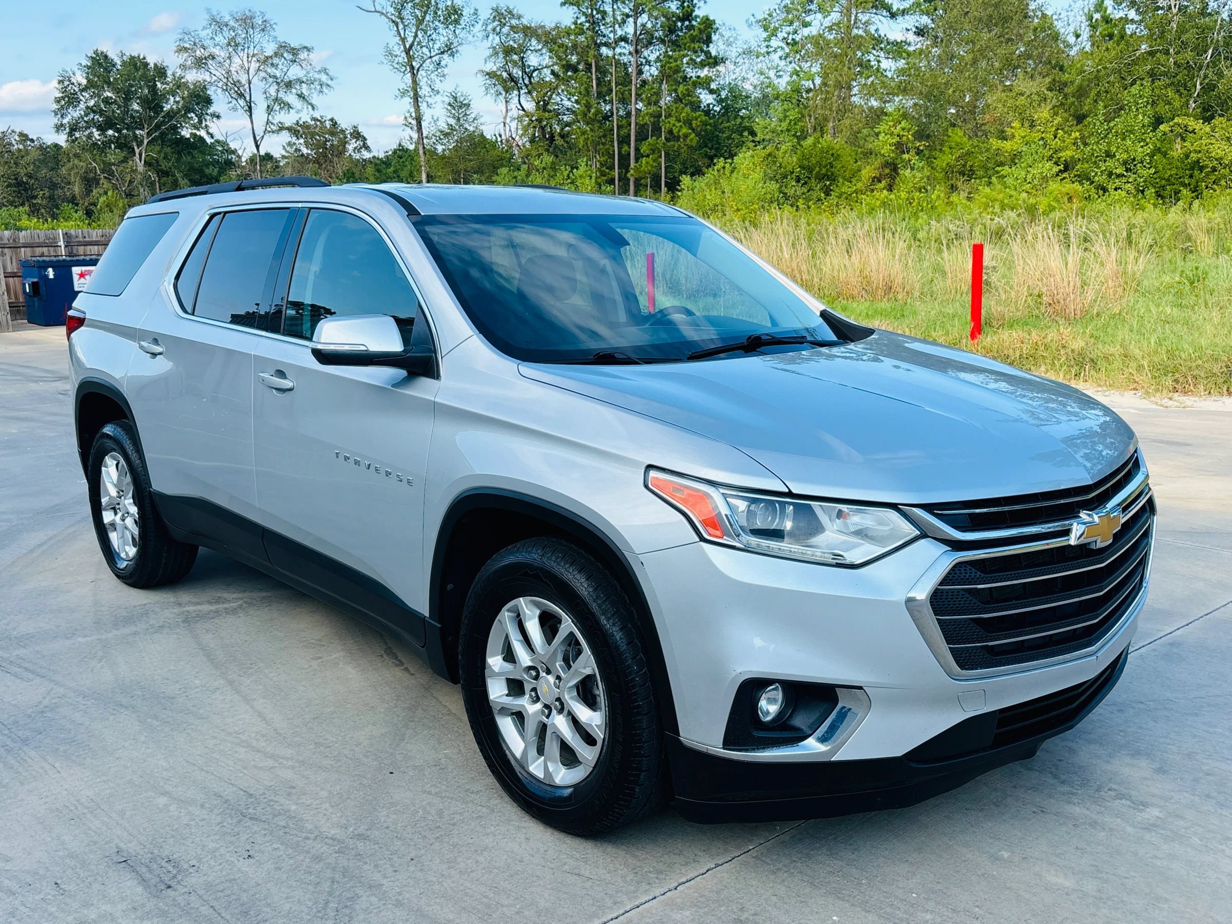 Used 2021 Chevrolet Traverse LT AWD/4WD image 3