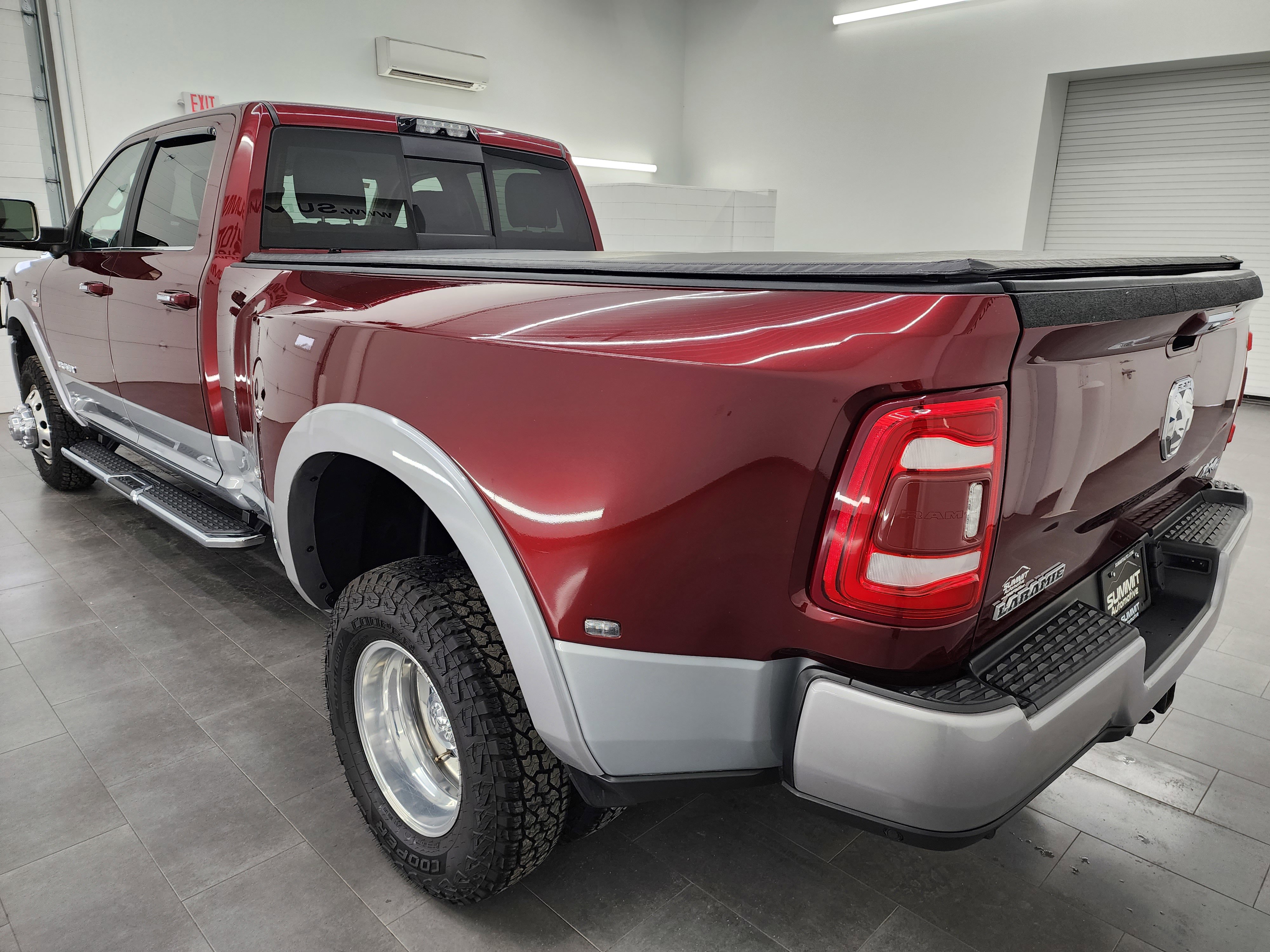 Used 2020 RAM 3500 Laramie image 6