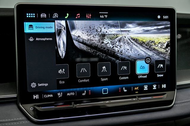 New 2026 Volkswagen Tiguan SE R-Line image 13