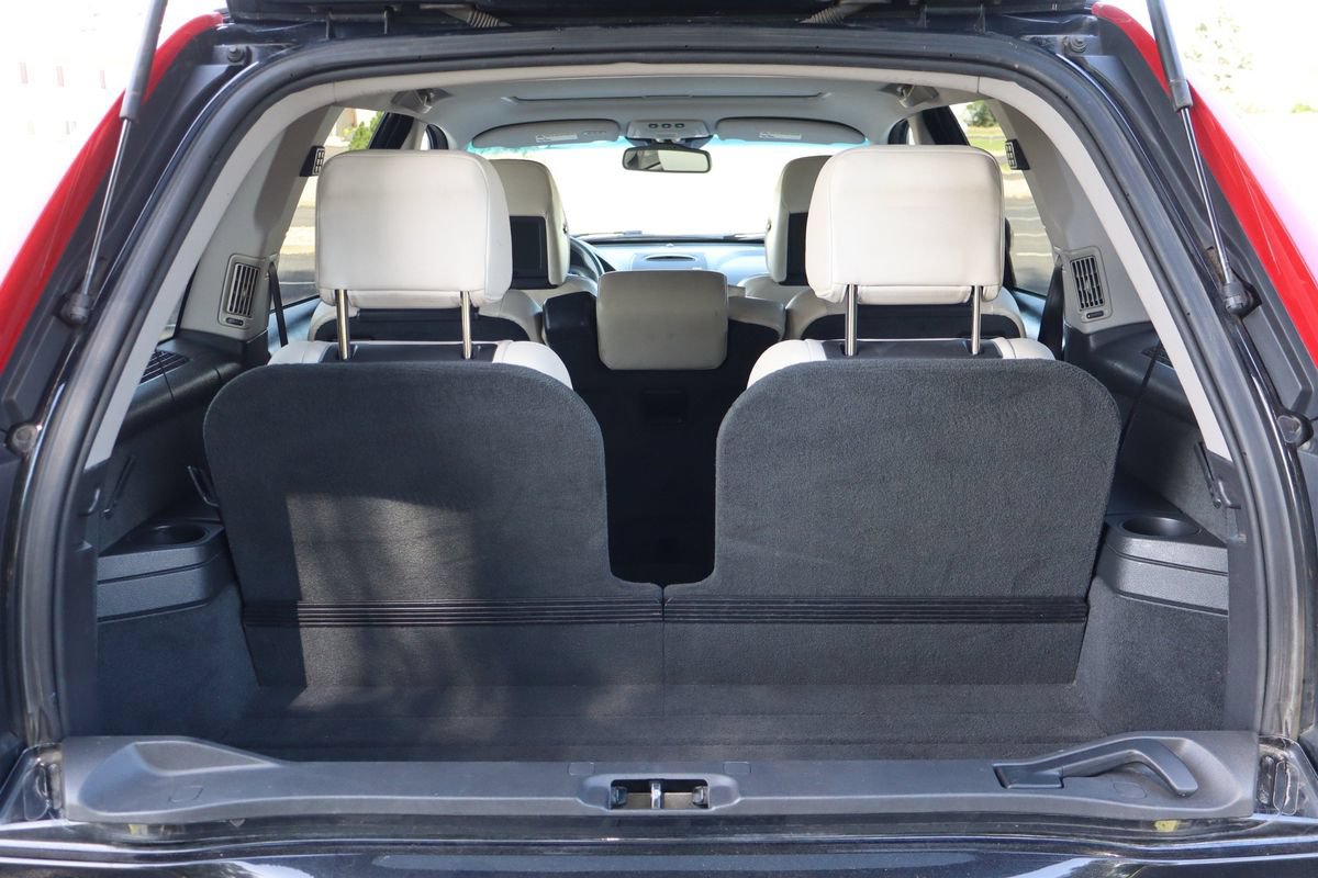 Used 2009 Volvo XC90 V8 R-Design AWD/4WD image 14