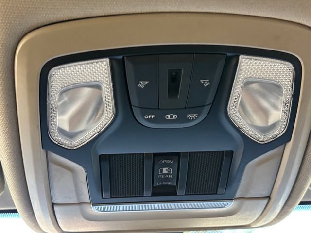 Used 2022 RAM 2500 Lone Star w/ Level C Equiment Group AWD/4WD image 8