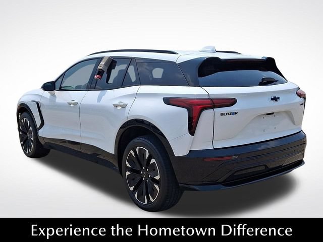 Used 2024 Chevrolet Blazer EV RS AWD/4WD image 4