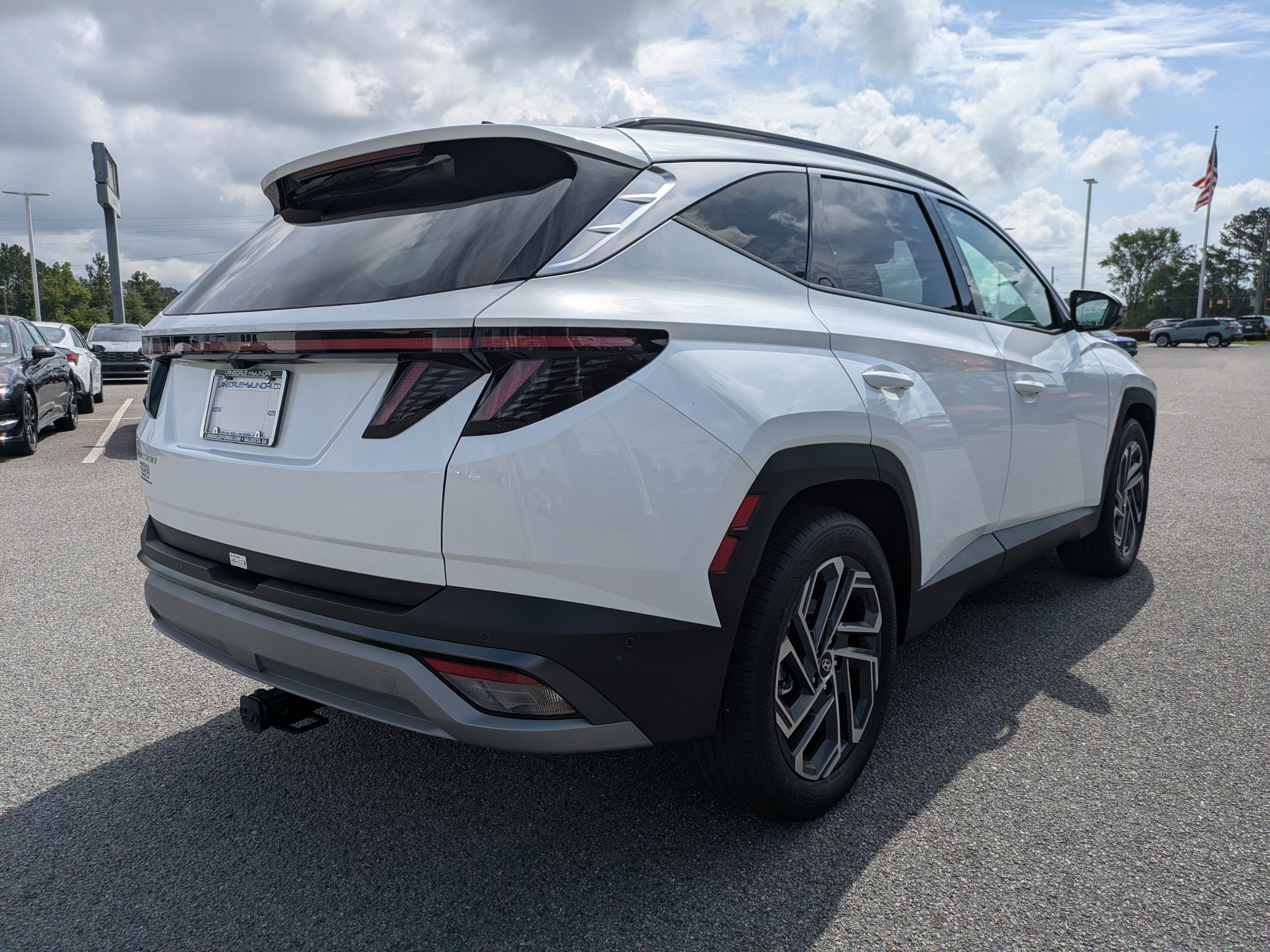 New 2025 Hyundai Tucson Limited FWD video 4