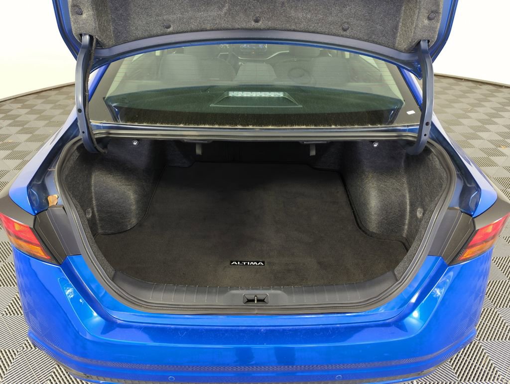 Used 2025 Nissan Altima 2.5 SV image 29