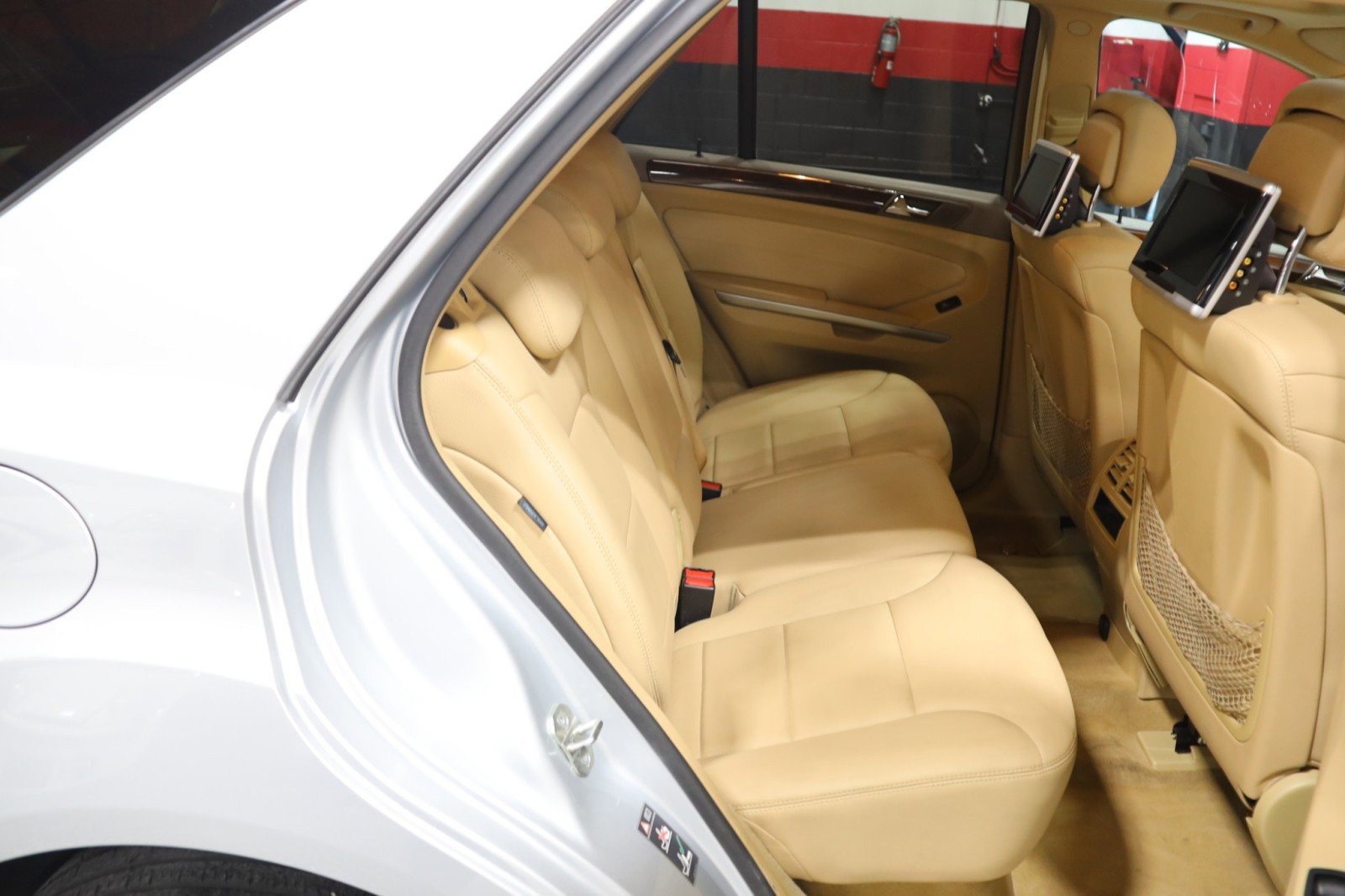 Used 2009 Mercedes-Benz ML 550 4MATIC image 50