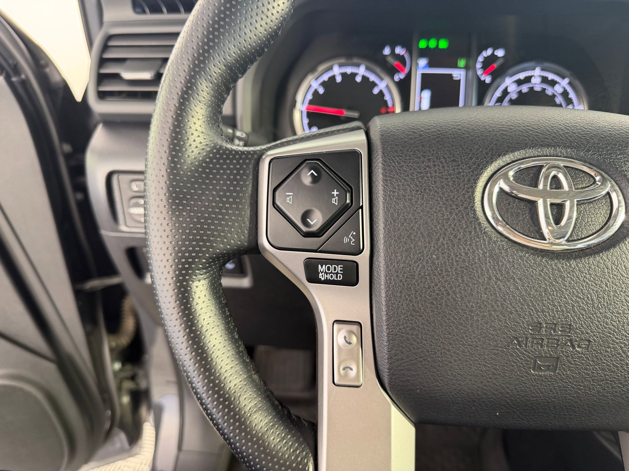 Used 2024 Toyota 4Runner Limited image 16