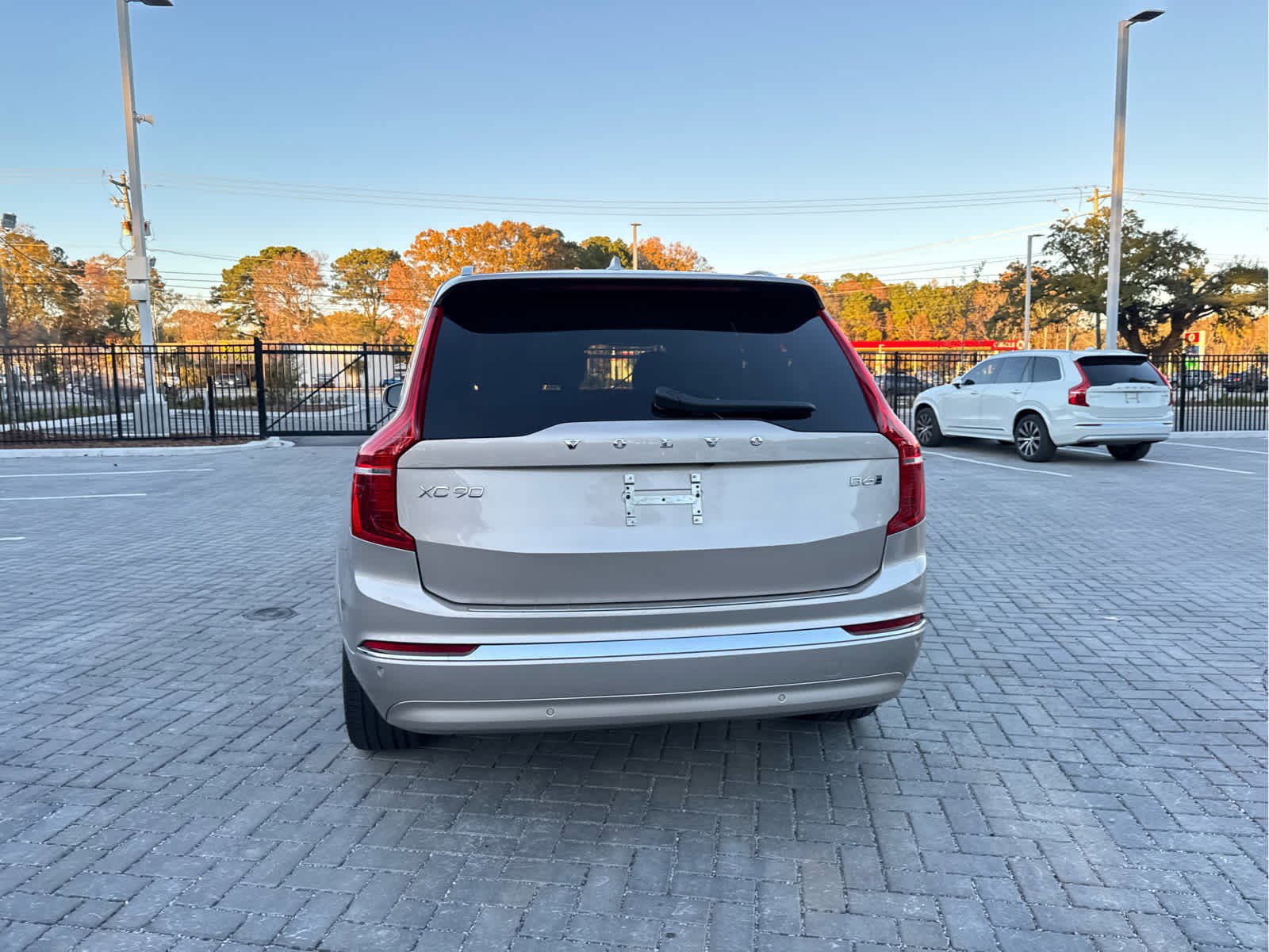 Certified 2023 Volvo XC90 B6 Plus w/ Protection Package Premier image 13