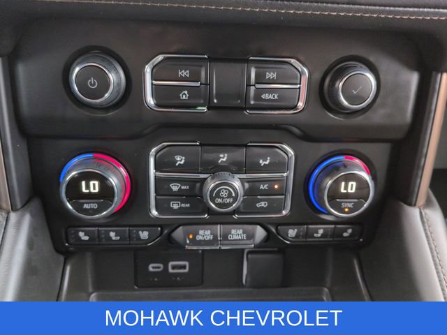 Used 2024 Chevrolet Suburban High Country image 19