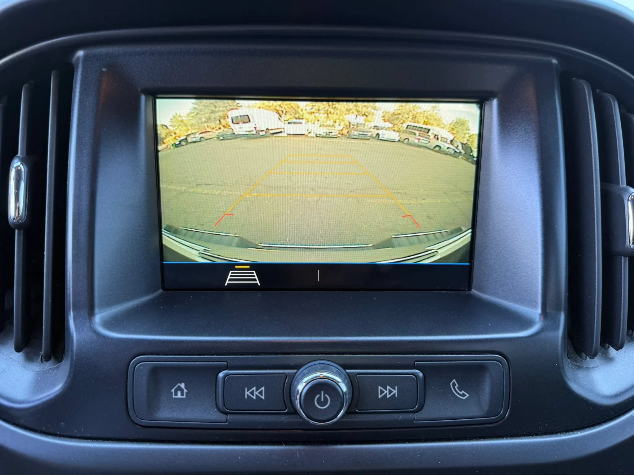 Used 2019 Chevrolet Colorado W/T RWD image 34