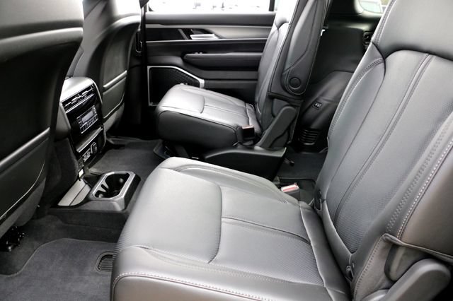 New 2026 Jeep Grand Wagoneer 4WD w/ Premium Group I image 18