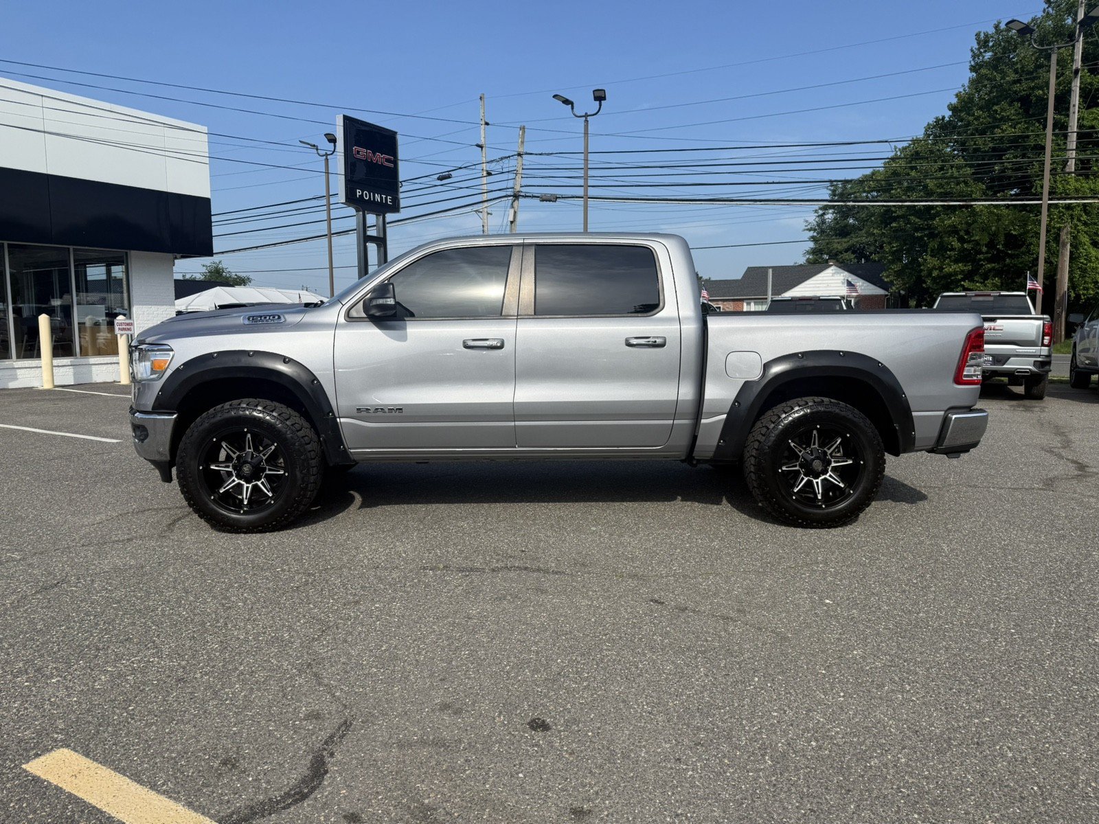 Used 2020 RAM 1500 Big Horn AWD/4WD image 6