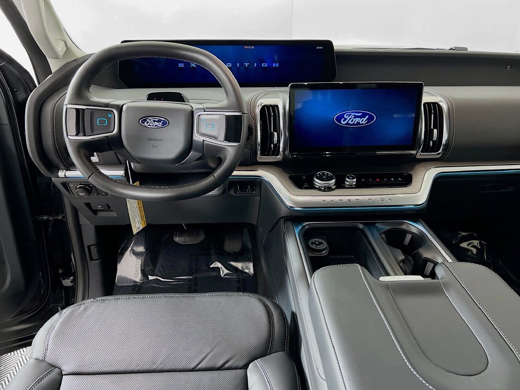 New 2026 Ford Expedition Max Platinum w/ Driver's Package AWD/4WD image 28