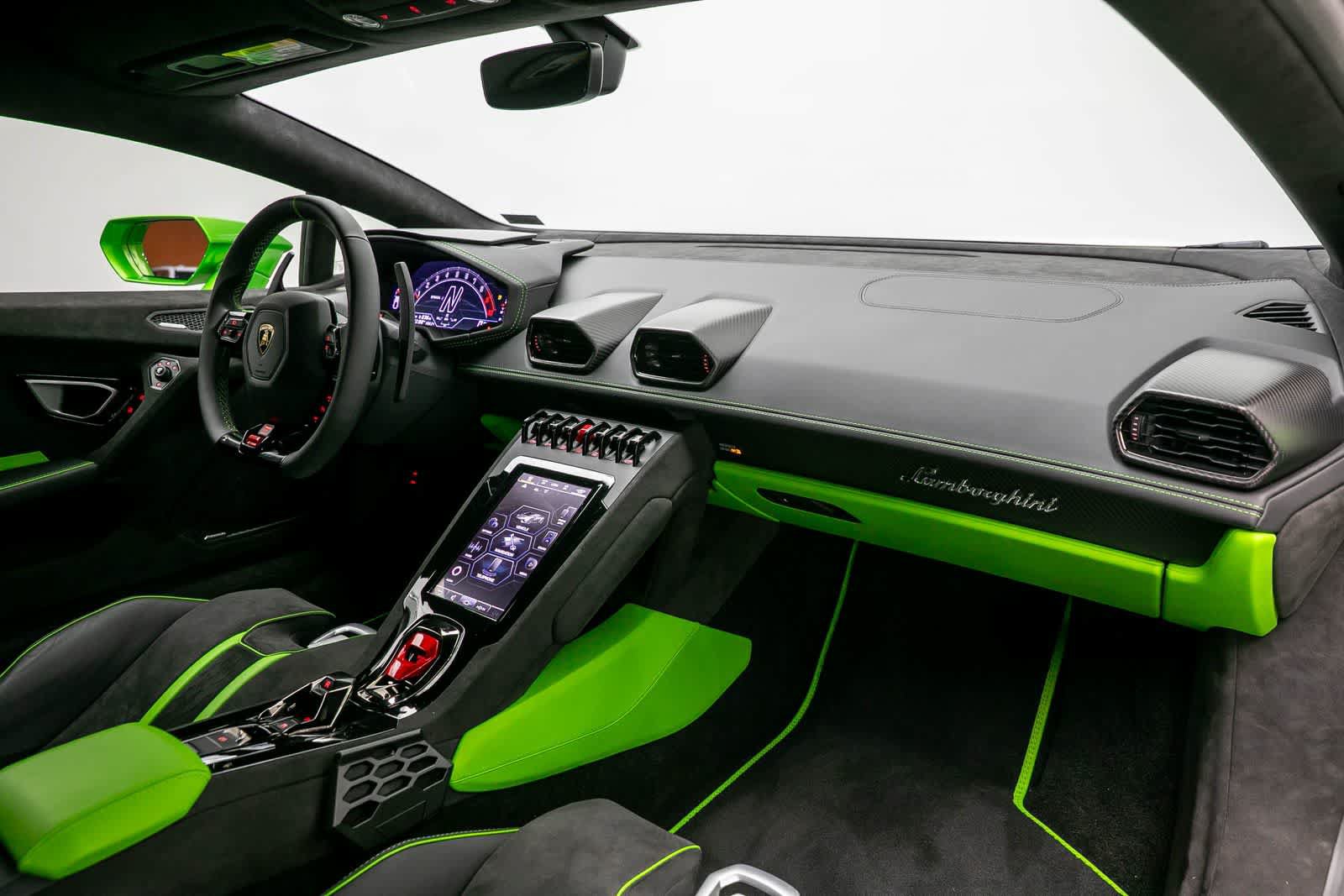 Used 2024 Lamborghini Huracan Tecnica RWD image 42