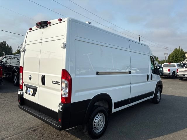 Used 2025 RAM ProMaster 2500 w/ Convenience Group FWD image 5