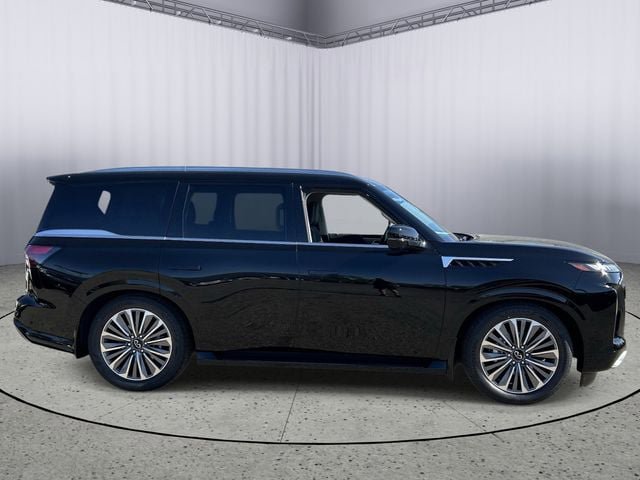 New 2026 INFINITI QX80 Luxe RWD image 6