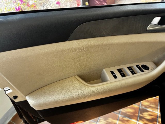Used 2015 Hyundai Sonata SE FWD image 14