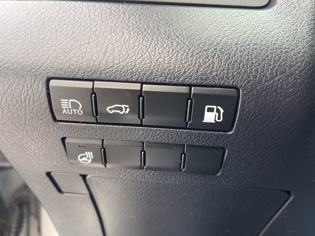 Used 2020 Lexus RX 450hL AWD w/ Premium Package image 25