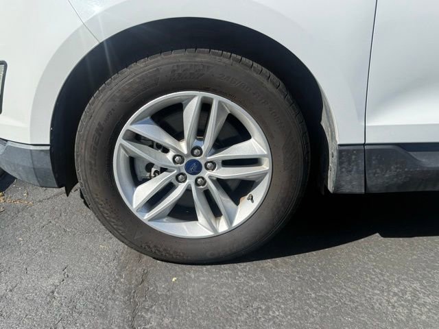Used 2017 Ford Edge SEL w/ Class II Trailer Tow Package image 26
