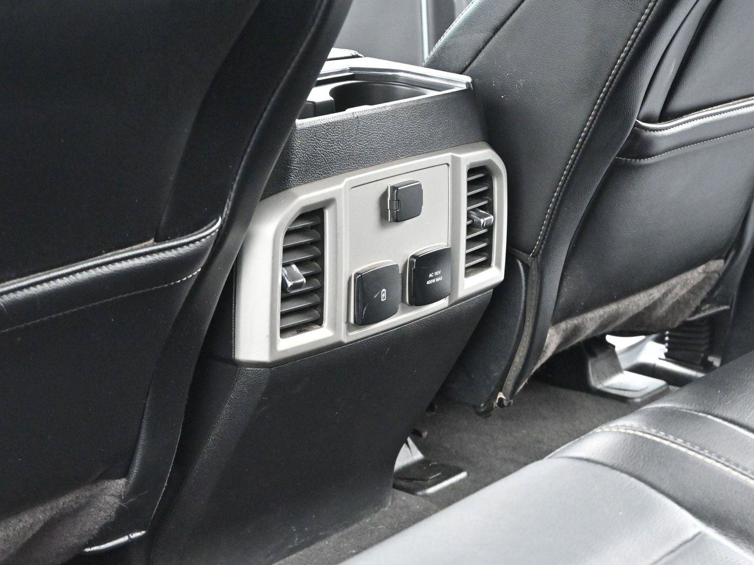 Used 2020 Ford F350 Lariat w/ Lariat Value Package image 30