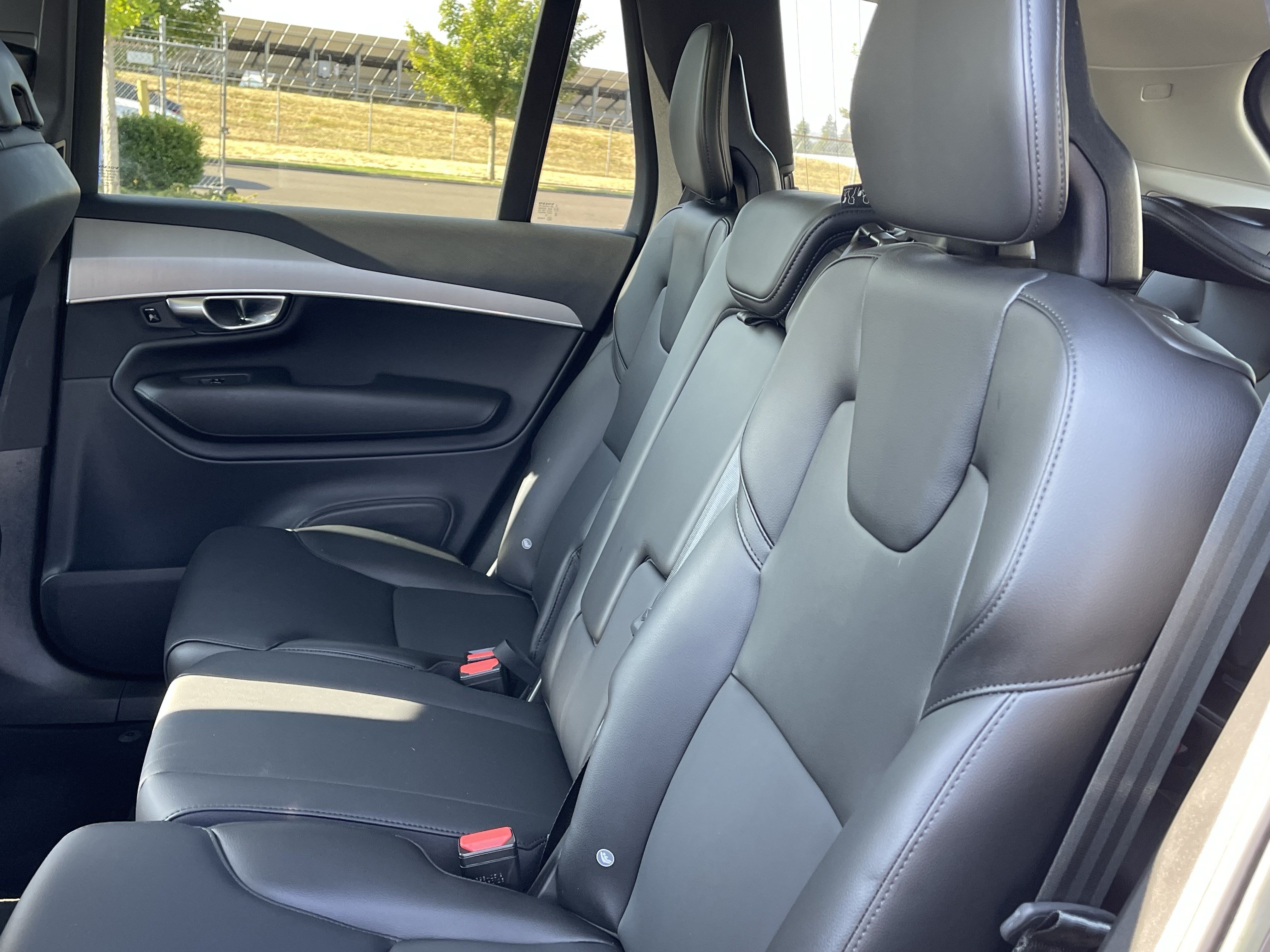 Used 2023 Volvo XC90 B5 Core AWD/4WD image 15