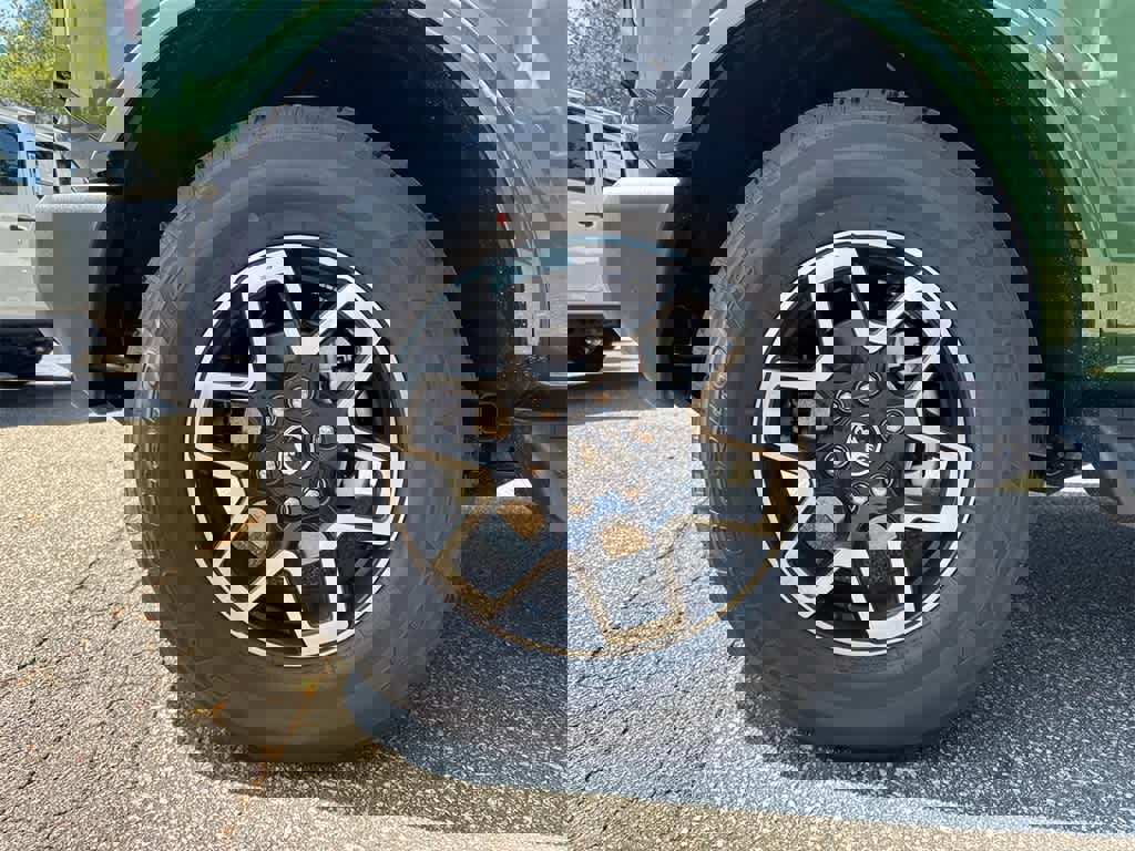 New 2025 Ford Bronco Outer Banks image 9