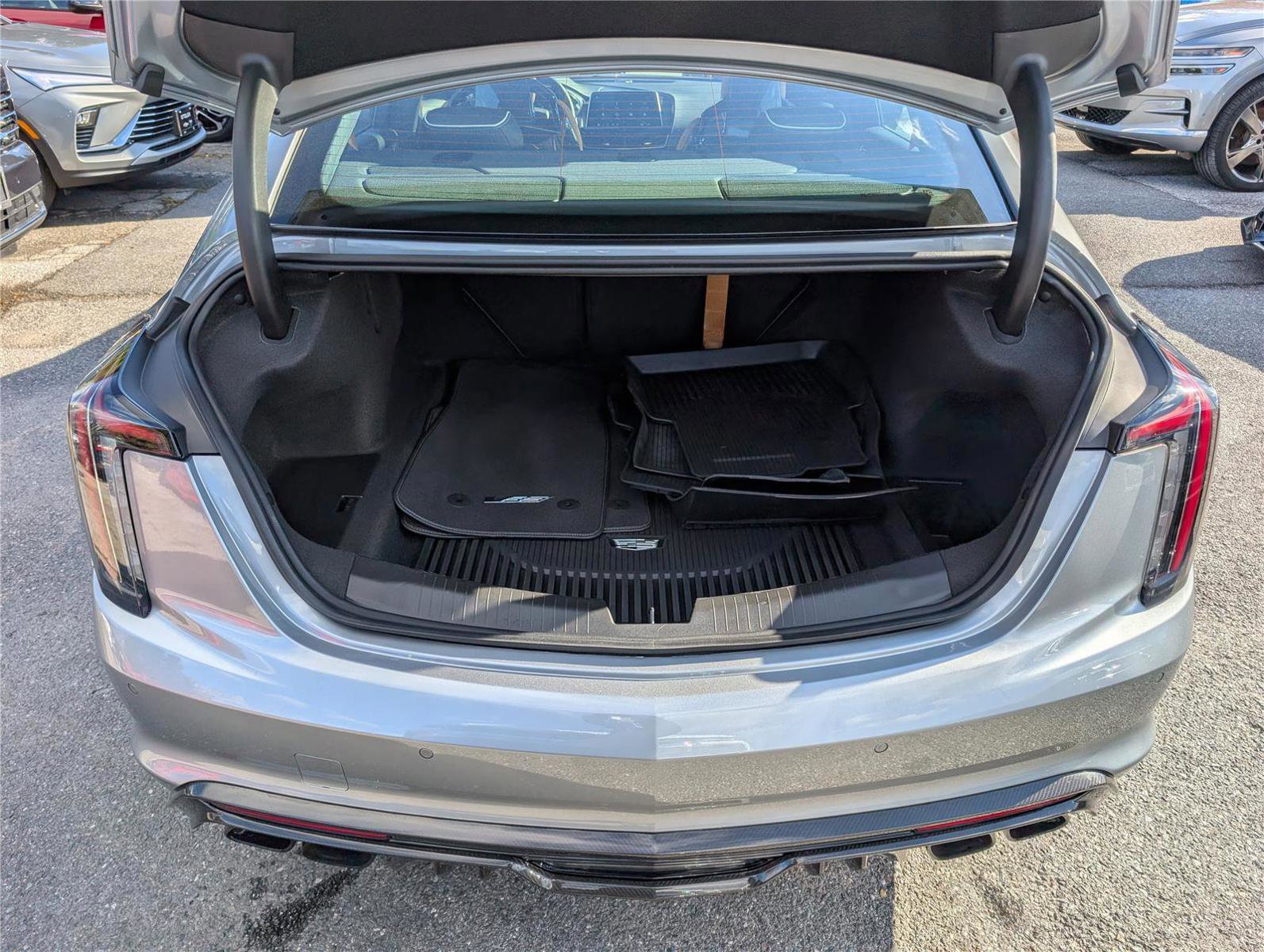 Used 2024 Cadillac CT5 V Blackwing w/ Carbon Fiber Package 2 image 13