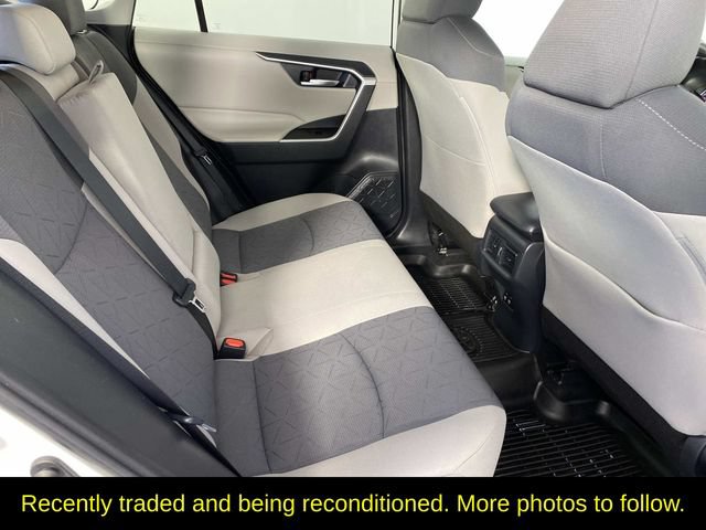 Used 2019 Toyota RAV4 XLE w/ Convenience Package AWD/4WD image 12