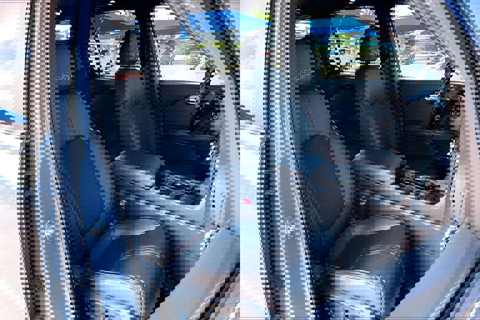 Used 2025 Honda Pilot TrailSport image 9