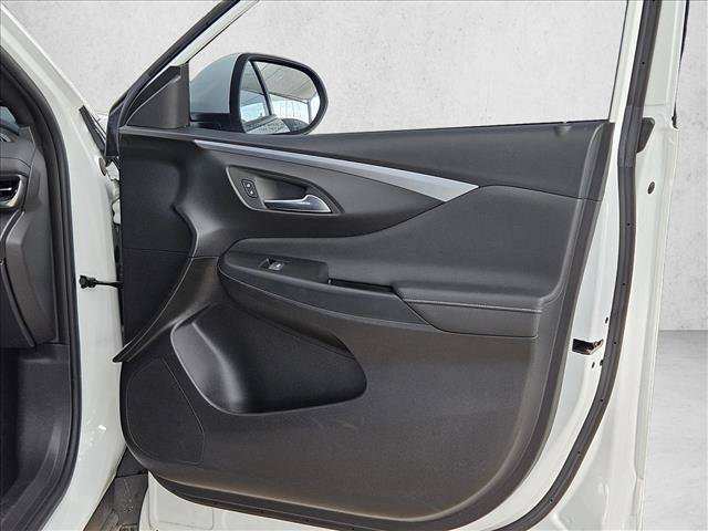 Used 2025 Buick Envista Preferred FWD image 10