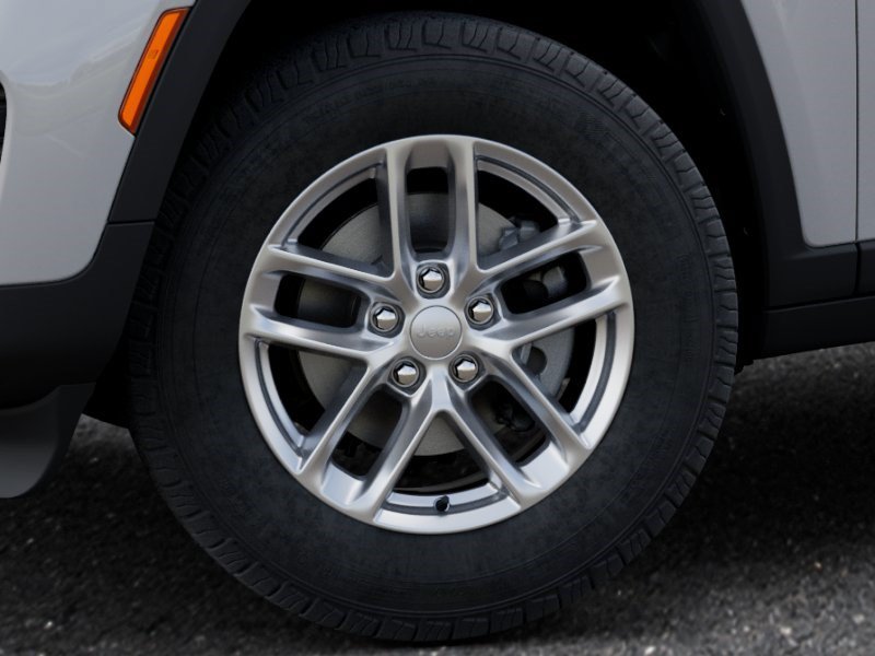 New 2026 Jeep Grand Cherokee Laredo X AWD/4WD image 8